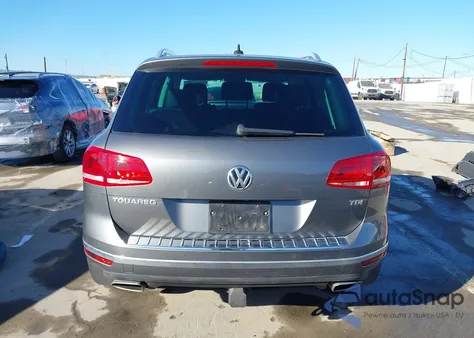 2016 Volkswagen Touareg Tdi Lux from USA, damaged, VIN WVGEP9BP8GD001962